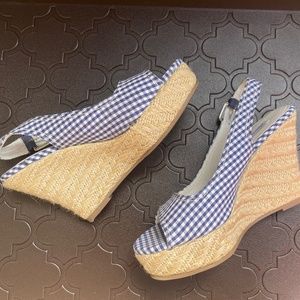 American Eagle platform sandals, Size 6.5, Azul Serendipity